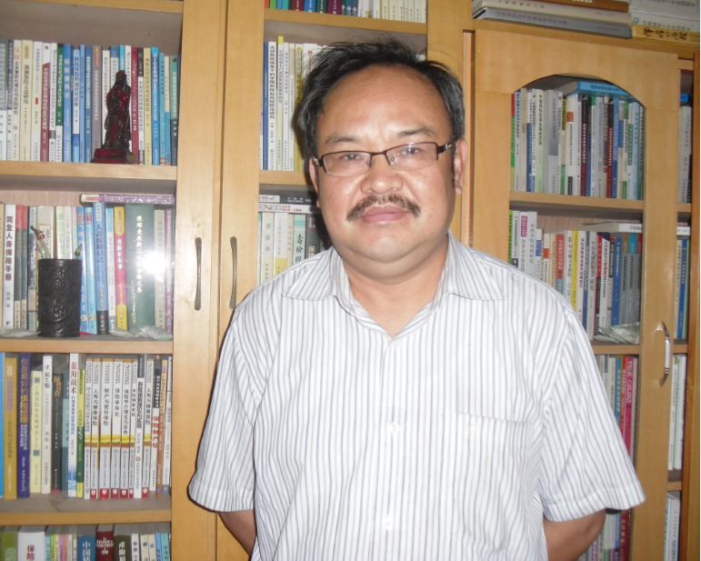李加明